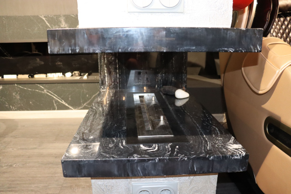 Торцевой сквозной биокамин Firezo Estremita Finestra Marmo (выставочный образец)